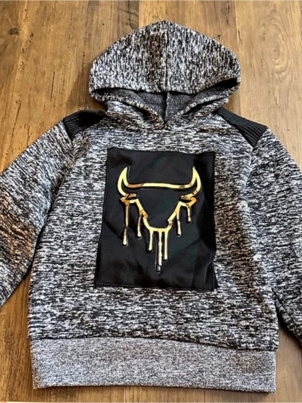 Retro Stitch Boys Size 4 Graphic Hoodie Like New